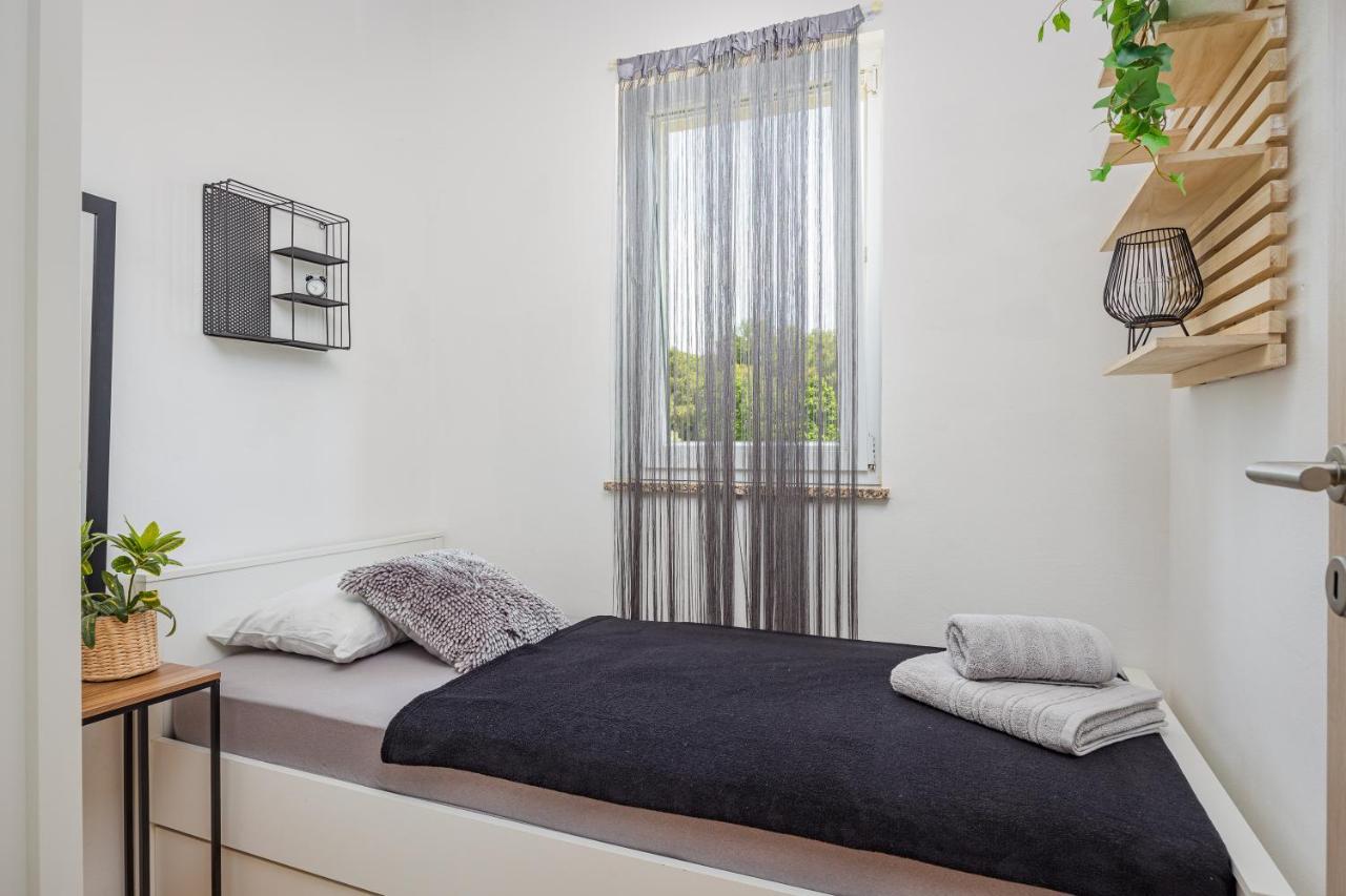 Studio Apartman Marly Apartment Pula Luaran gambar