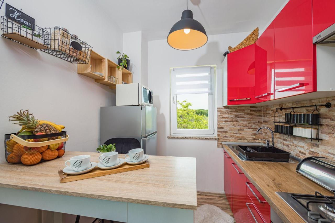 Studio Apartman Marly Apartment Pula Luaran gambar